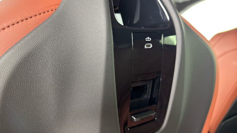 BMW iX 300kW xDrive45 M Sport 101kWh 5dr Auto [Tech/Pro] Electric Estate